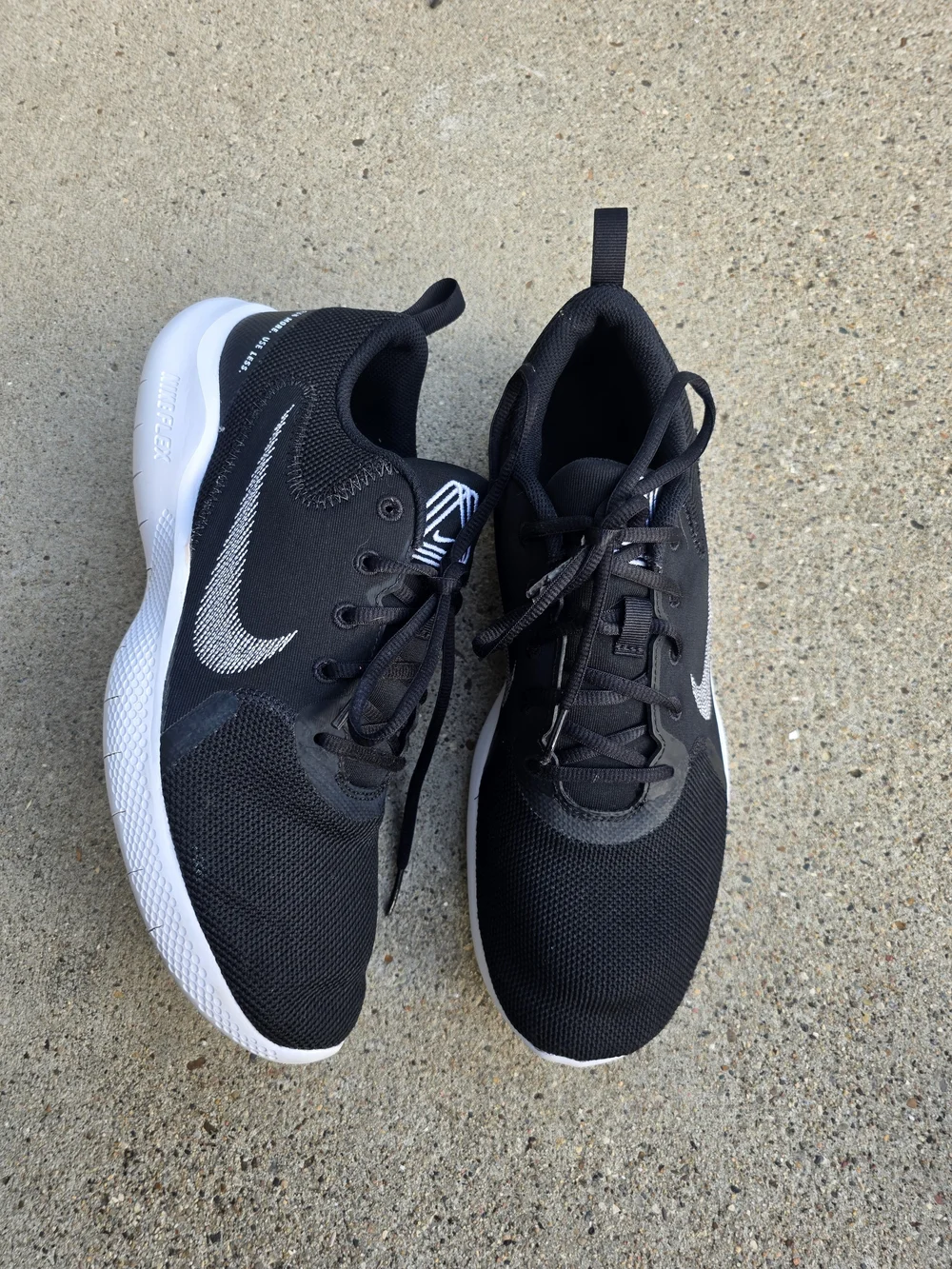 Nike Flex Experience Run Sneaker Men Size 11.5